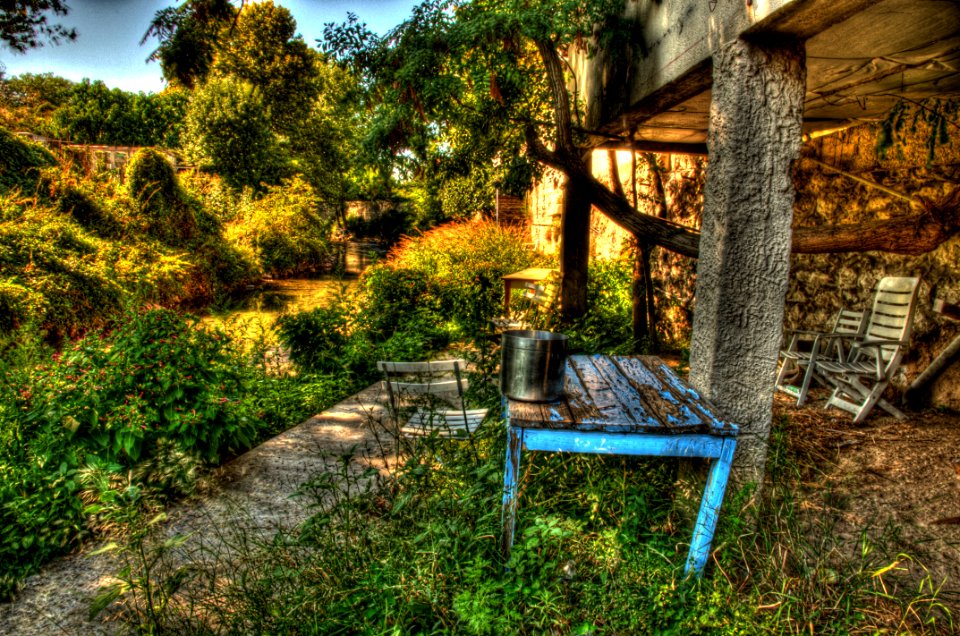 DSC_2295And10more_tonemapped 