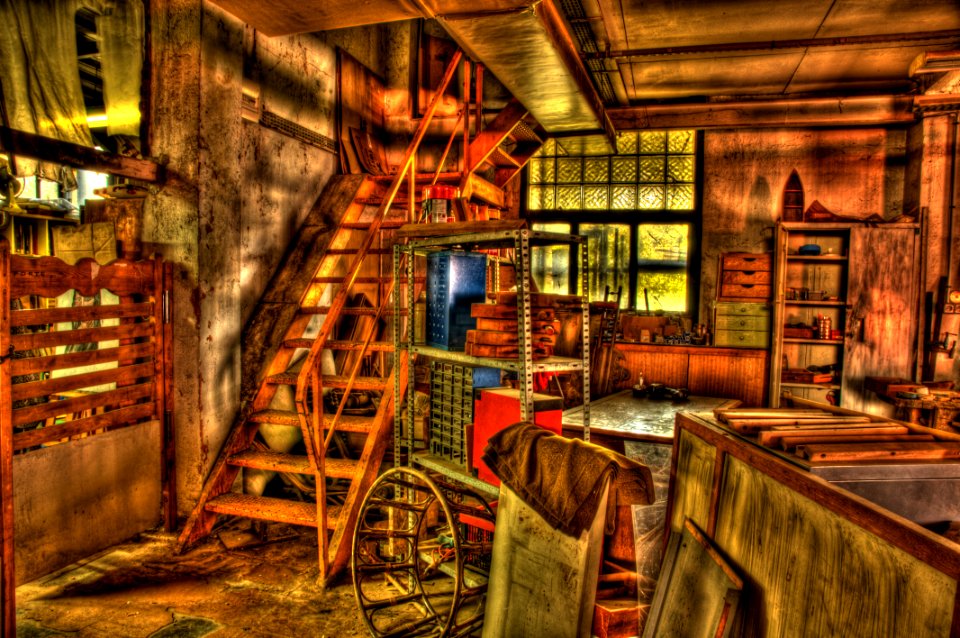 DSC_2203And10more_tonemapped 