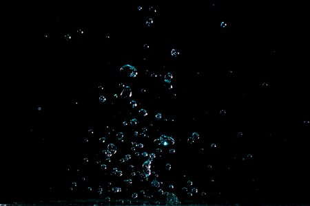 Drop of water hochspringender high drop water feature
