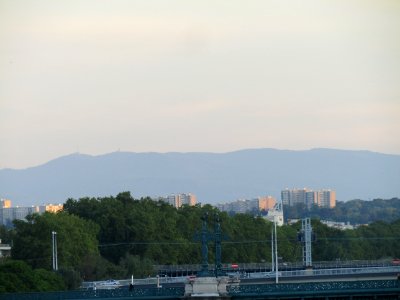 202105_0076 