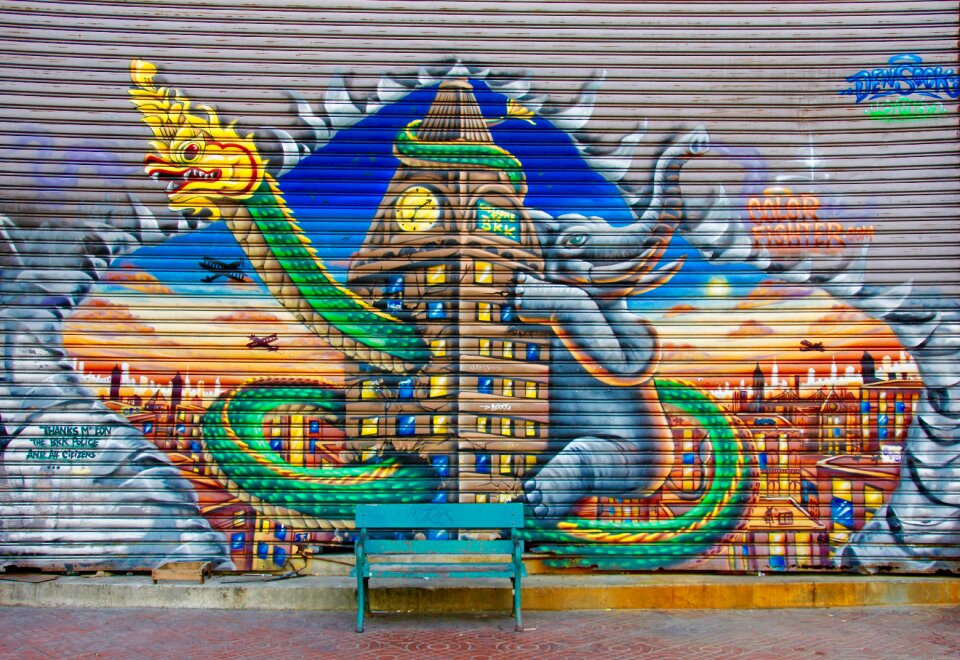 Colorful color dragons