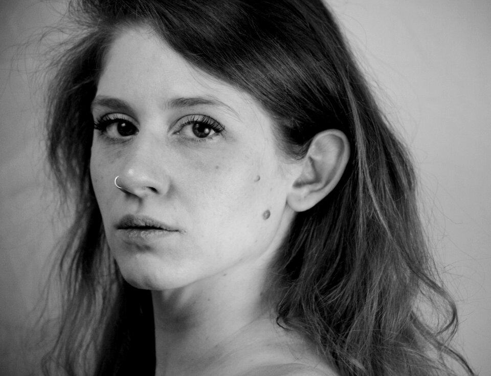 Face portrait feminine
