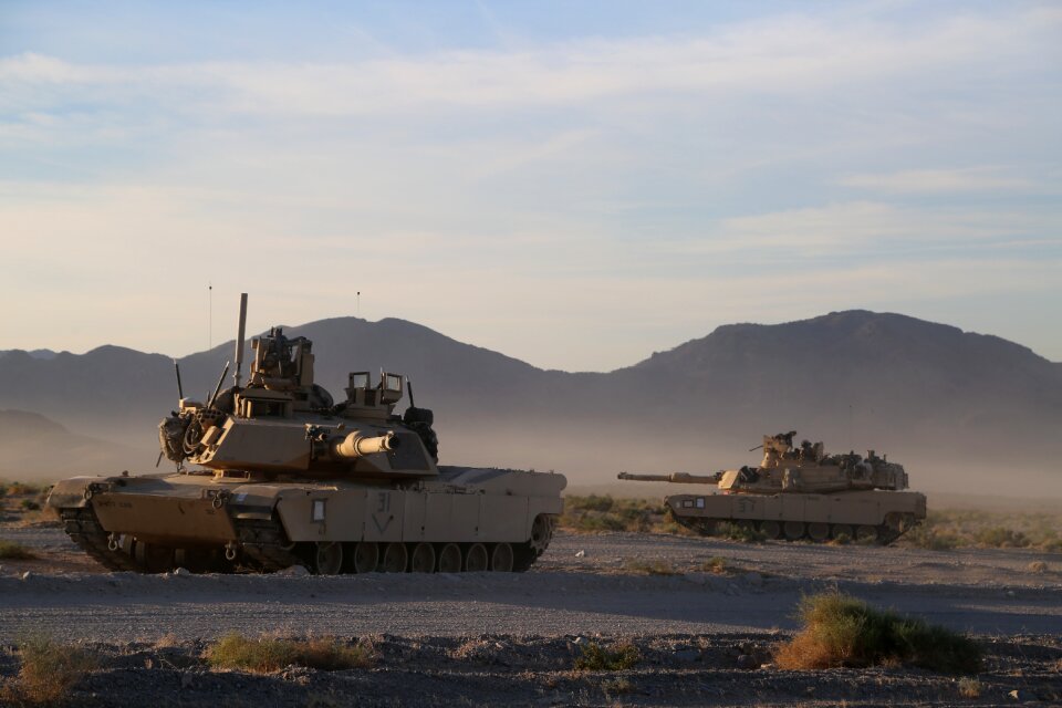 M1a2 abrams exercise heavy armour