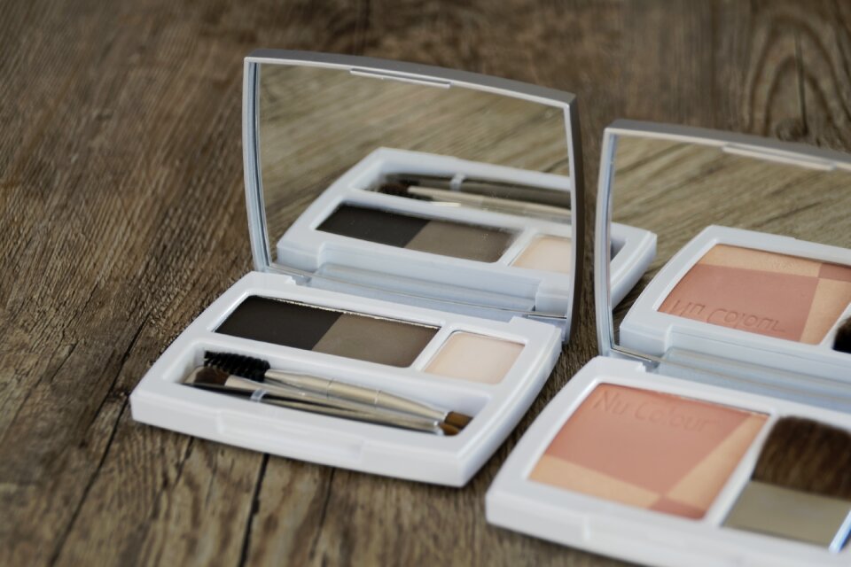Beauty color eye shadow
