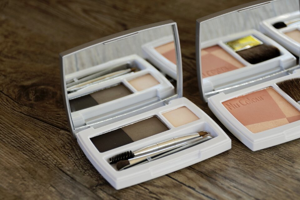 Beauty color eye shadow