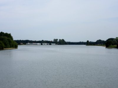201508_0003 