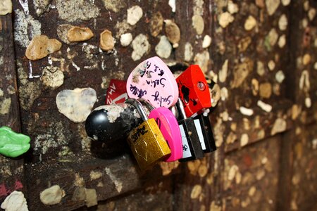 Padlocks love seal