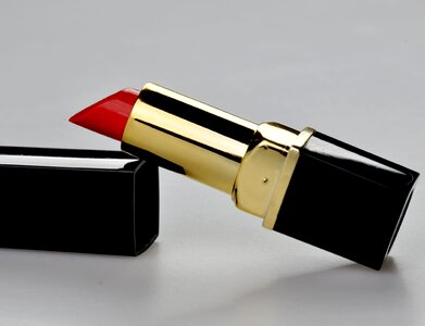 Plastic reflector makeup