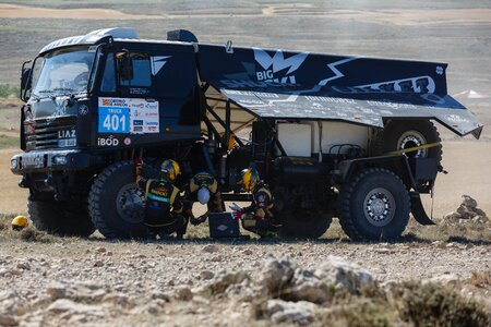 Low spanish rally truck
