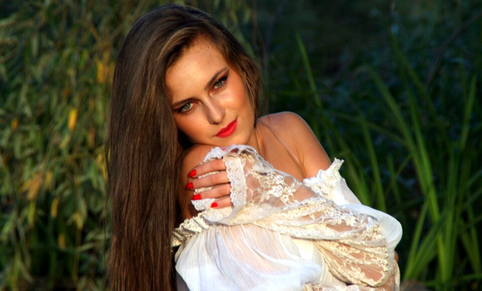 Long hair nature green