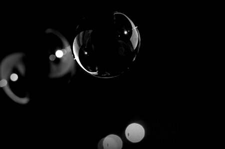 Soapy water make soap bubbles float