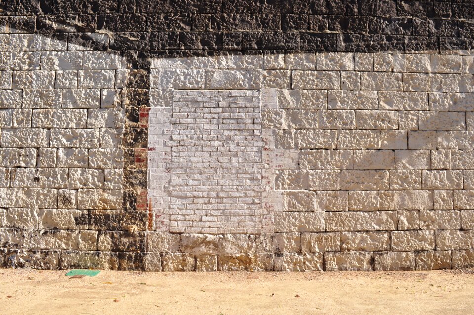 Brick wall bluestone