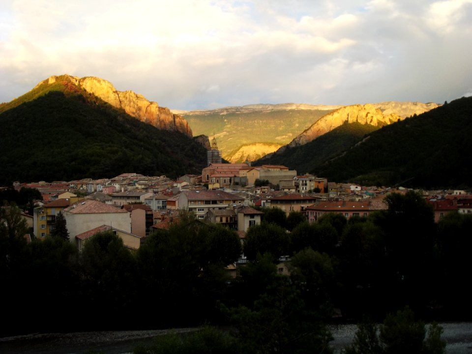 201209_0031 