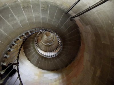 201208_0083 