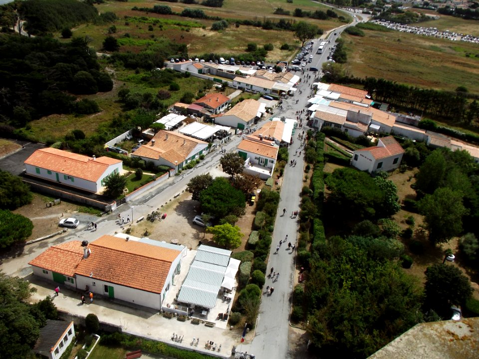 201208_0072 