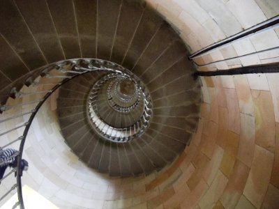 201208_0051 