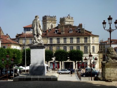 201206_0077 
