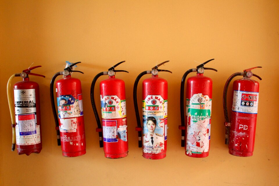 Fire protection red spray
