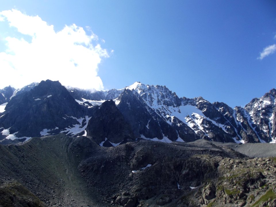 201107_0102 