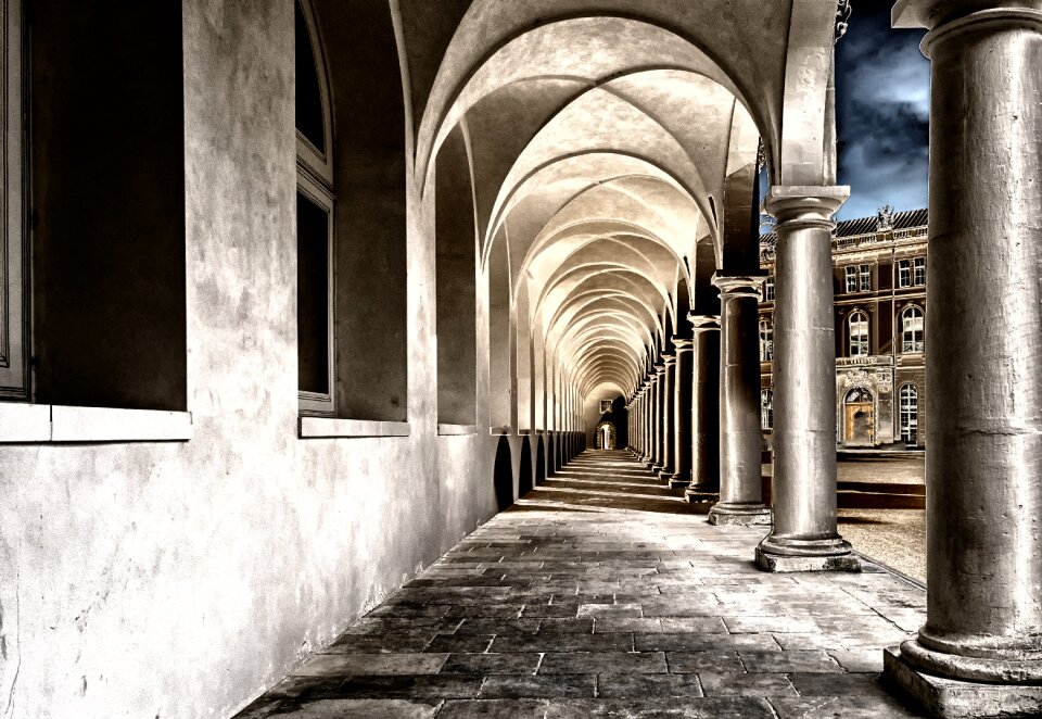 Dresden gang vault