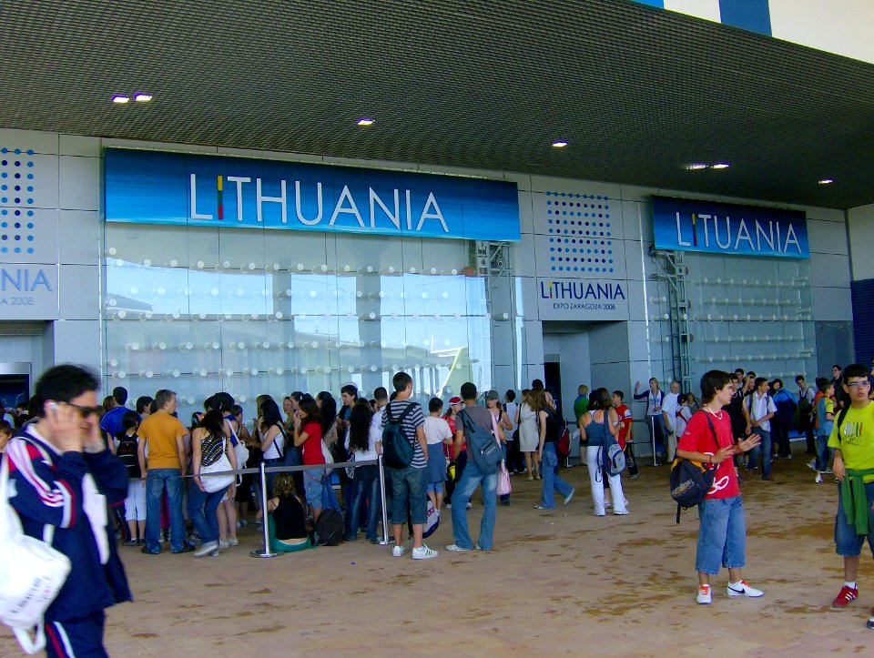 200806_0320 