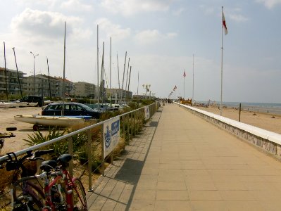 200708_0117 