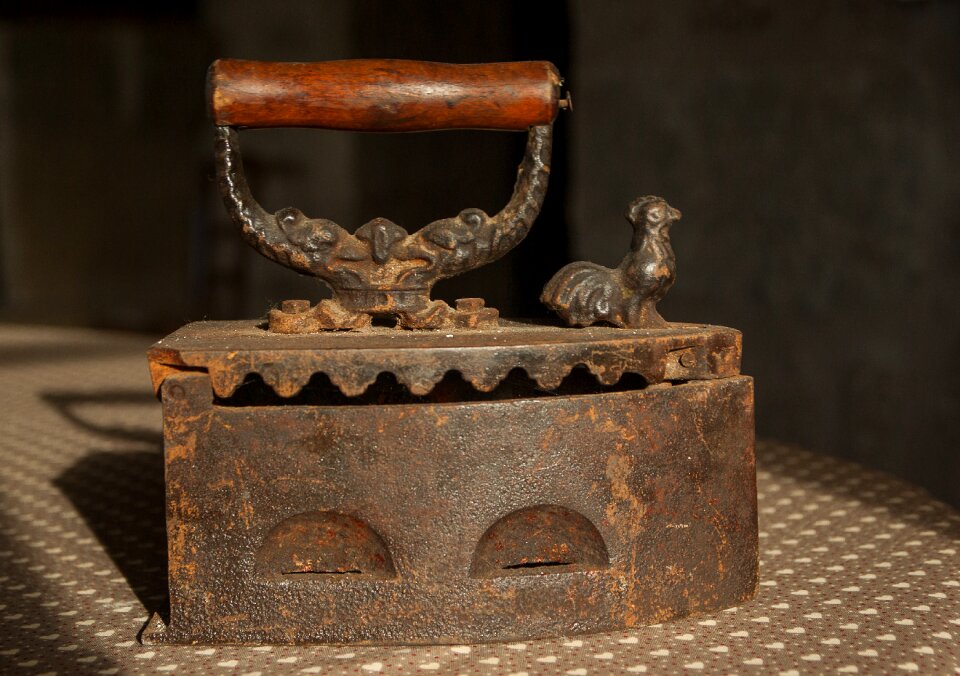 Iron antique ironing