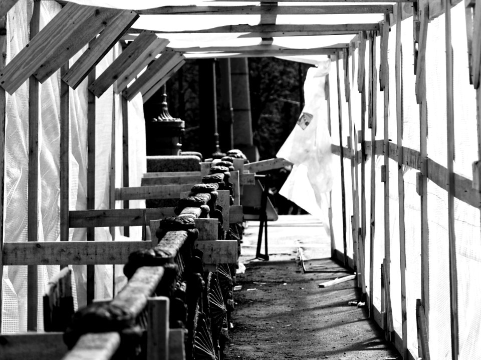 (re)Construction 