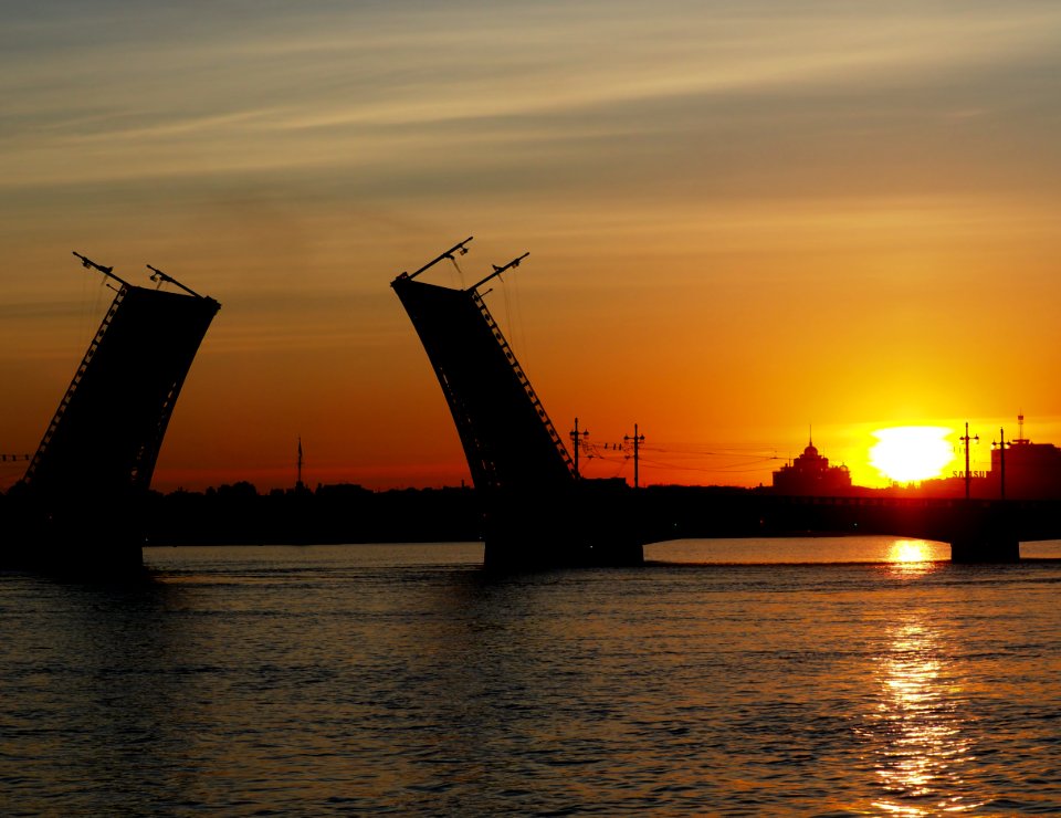 A bridge of risen sun 