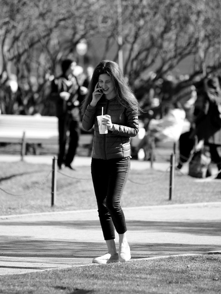 Talking girl 