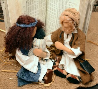 Mary and joseph birth of jesus child