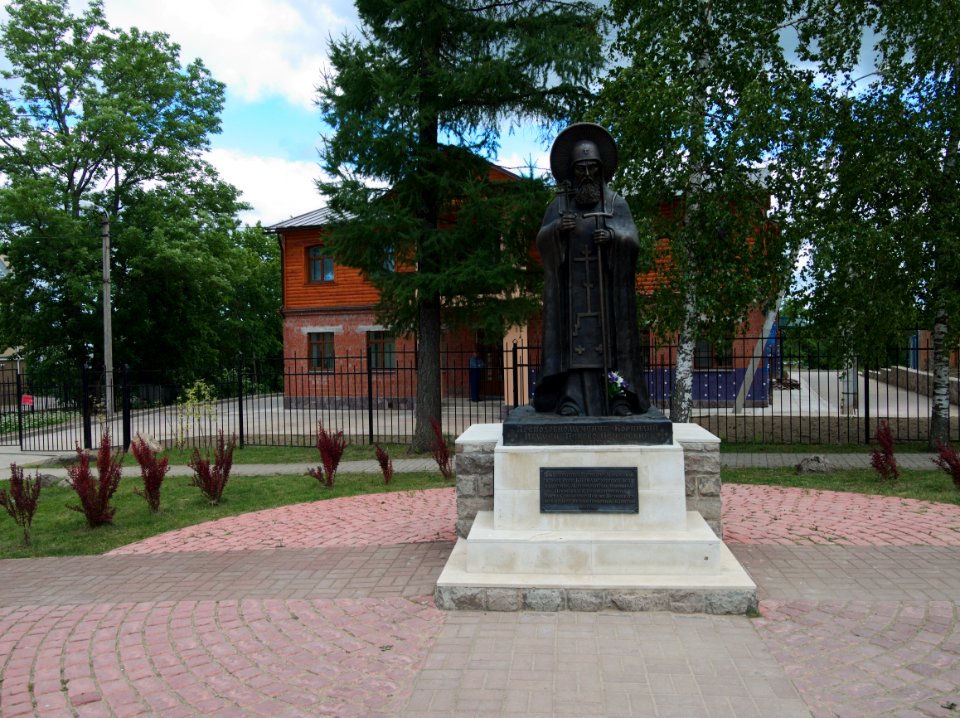 Памятник основателям 