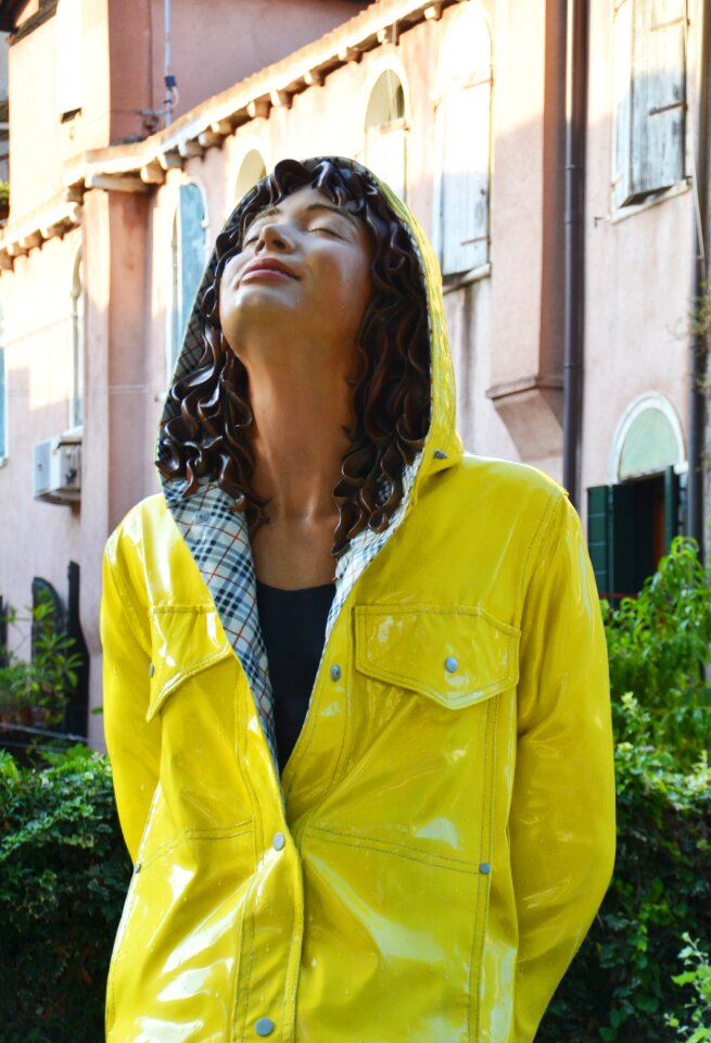 Rain protection female art object