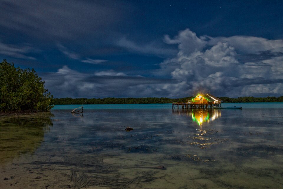 Light up atoll widi islands