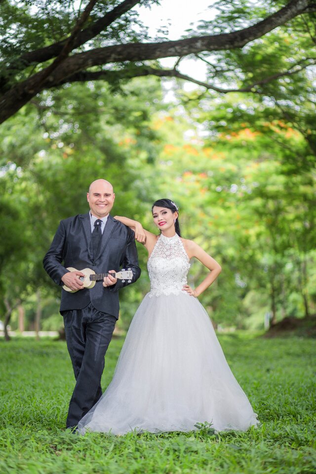 Wedding dress bride love