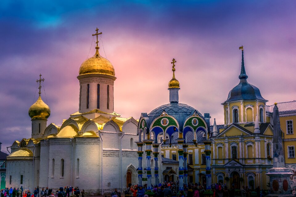 Travel church architecture