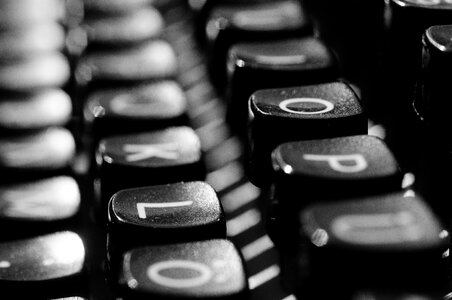 Black and white keys letters