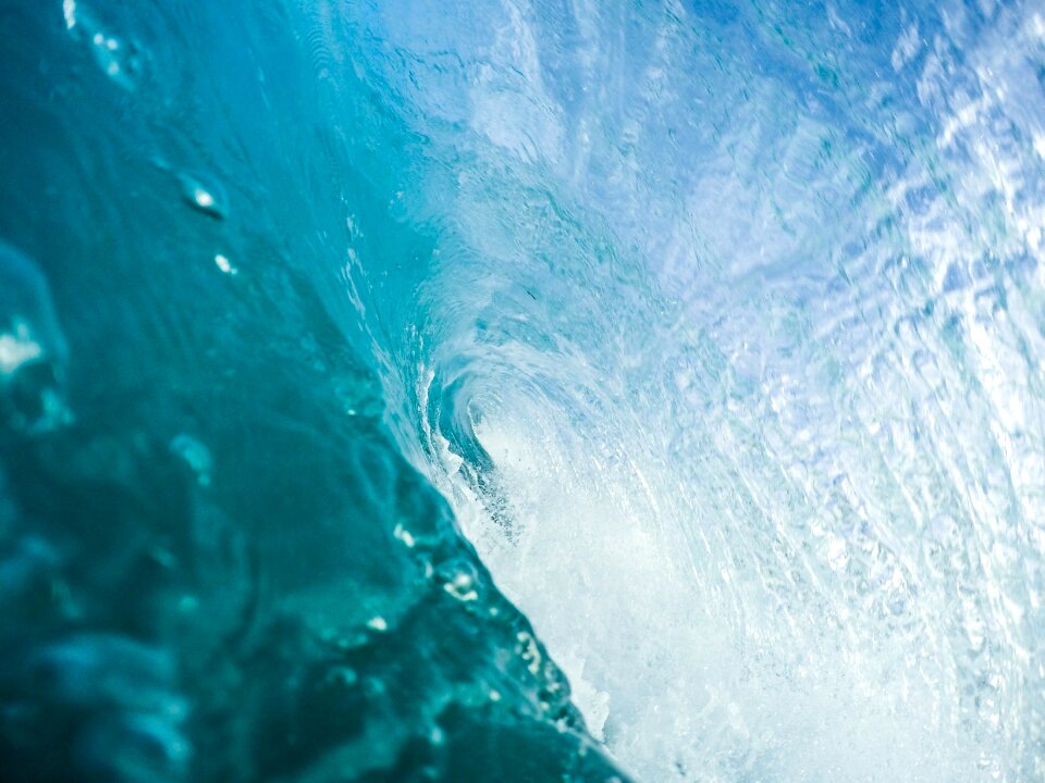 Wave crashing waves inside