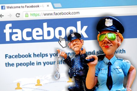 Police social networking social photo