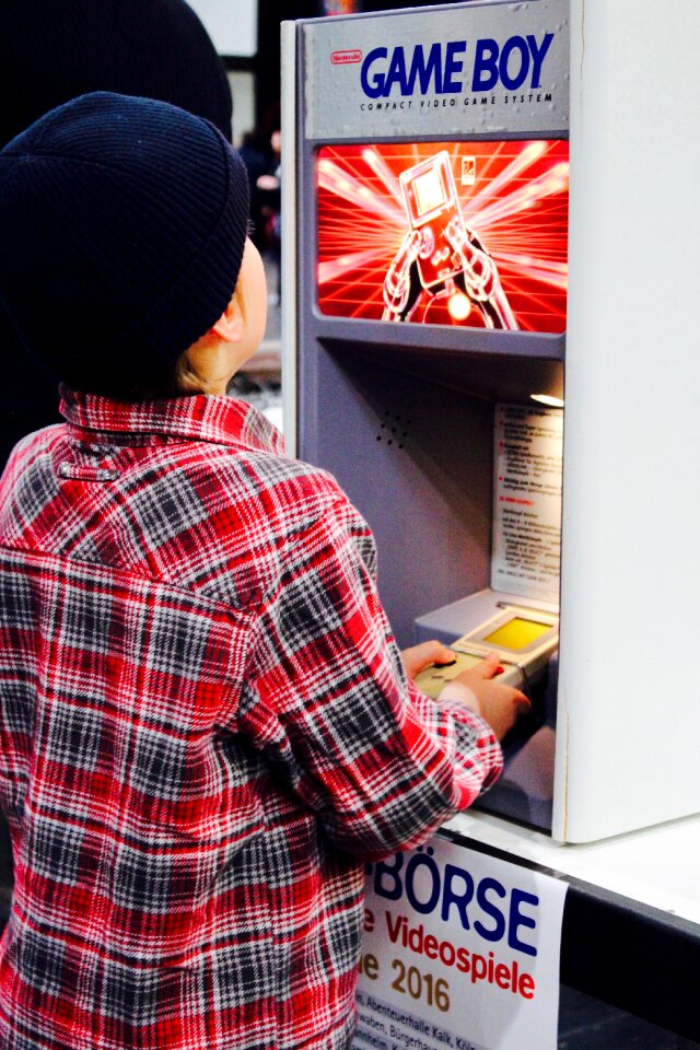 Child gambling computer game