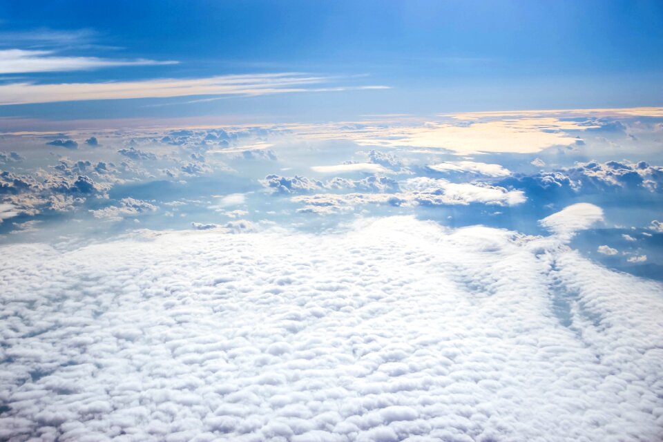 Cloud view blue white