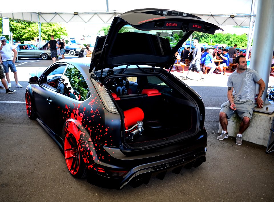 black RS 
