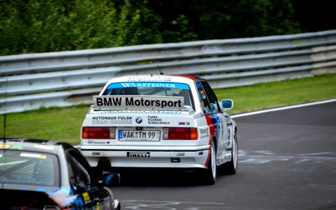 e30 m3 doing the ring 