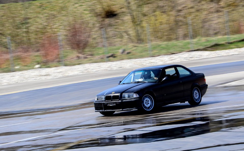 black BMW drift 