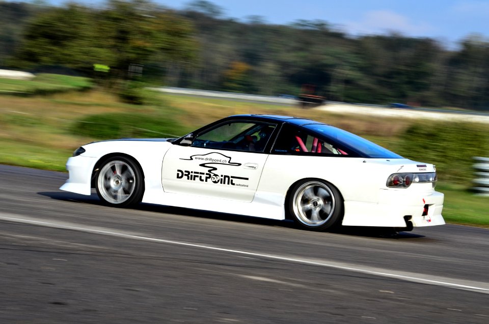 white nissan 