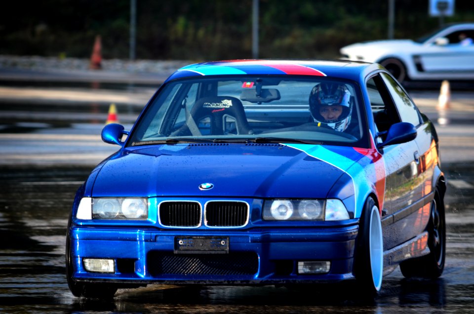 e 36 blue 
