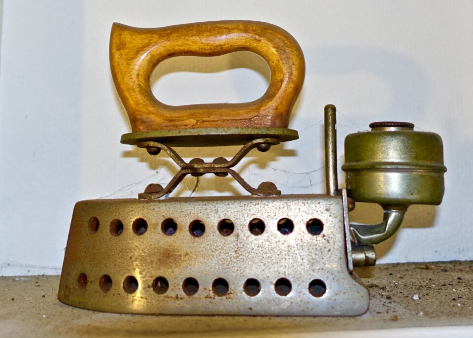 Antique ironing metal