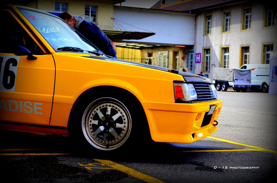mitsubishi lancer evo vintage oldschool youngtimer yellow … 