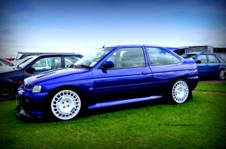 ford escort rs cosworth blue photo