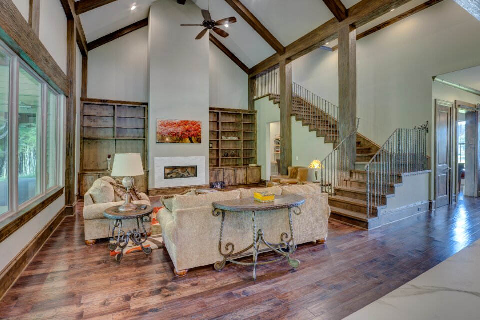 Living room vaulted ceiling high end